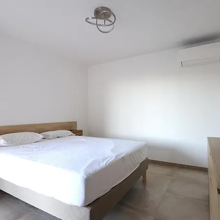 Apartment T2 Azur - & Commerces A 200m- Barbecue - Parking - Wifi *
