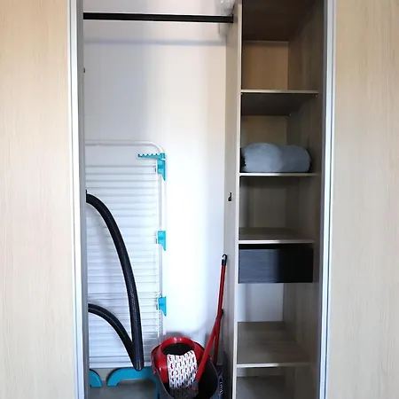 Apartment T2 Azur - & Commerces A 200m- Barbecue - Parking - Wifi *