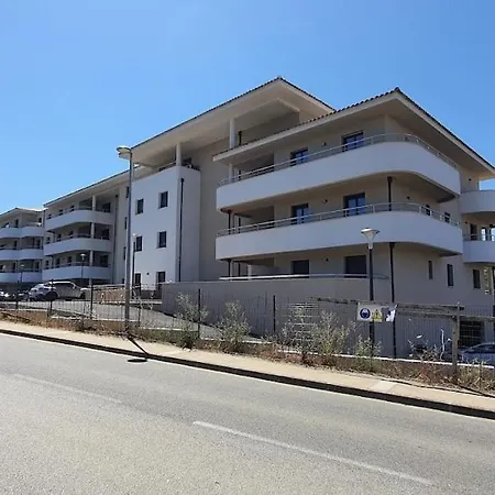 Apartment T2 Azur - & Commerces A 200m- Barbecue - Parking - Wifi