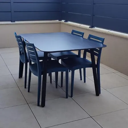 T2 Azur - & Commerces A 200m- Barbecue - Parking - Wifi Apartment *