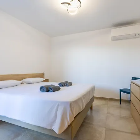 T2 Azur - & Commerces A 200m- Barbecue - Parking - Wifi