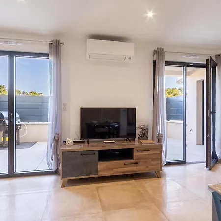 T2 Azur - & Commerces A 200m- Barbecue - Parking - Wifi Apartmán Albitreccia