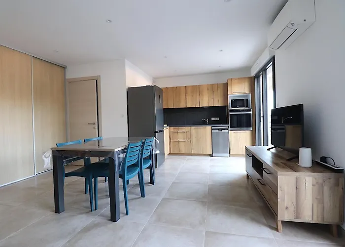 T2 Azur - & Commerces A 200m- Barbecue - Parking - Wifi * Albitreccia