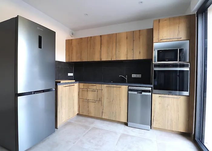 T2 Azur - & Commerces A 200m- Barbecue - Parking - Wifi