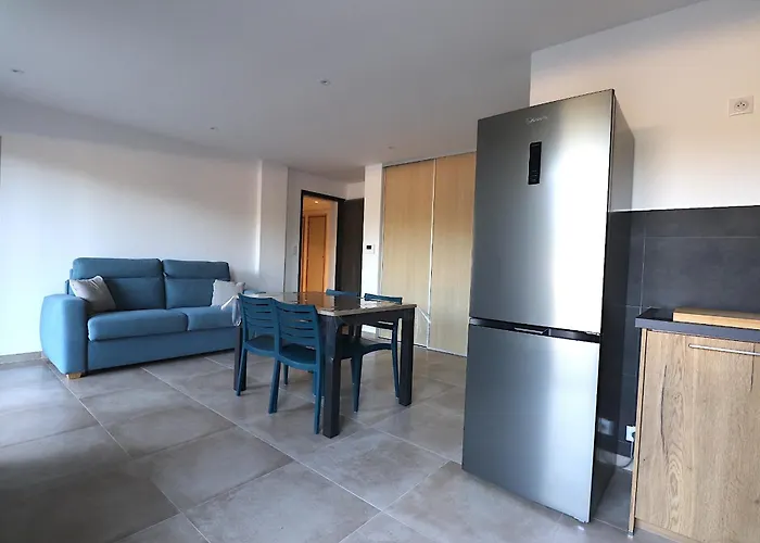 Daire T2 Azur - & Commerces A 200m- Barbecue - Parking - Wifi Albitreccia