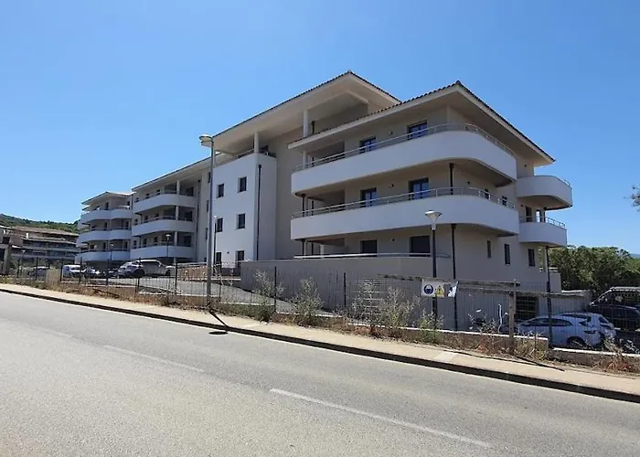 Daire T2 Azur - & Commerces A 200m- Barbecue - Parking - Wifi